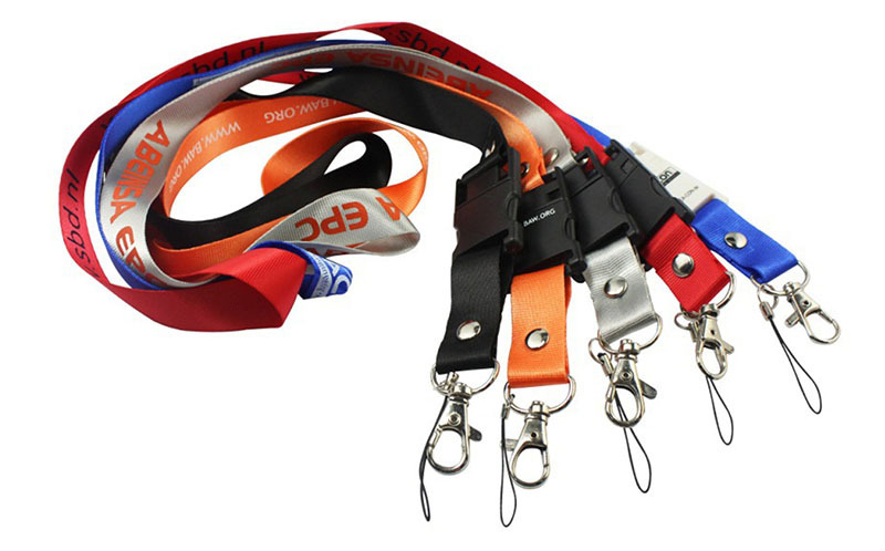 usb lanyards 1.jpg